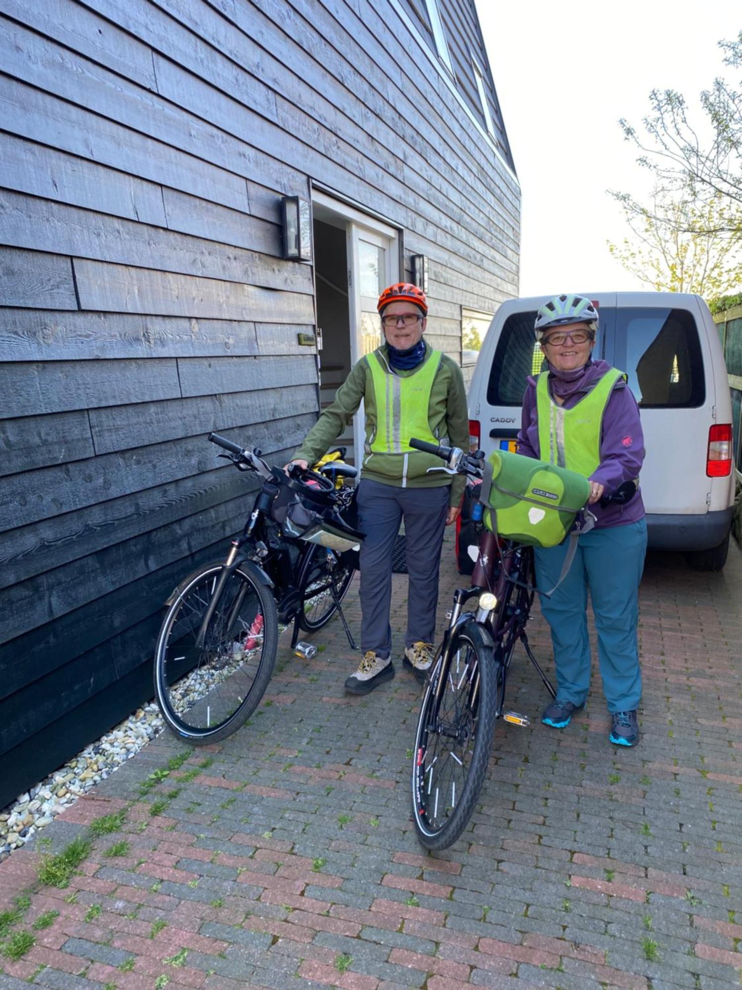 Oomes Huus Haestens And Koffie Den Hoorn  Exterior photo